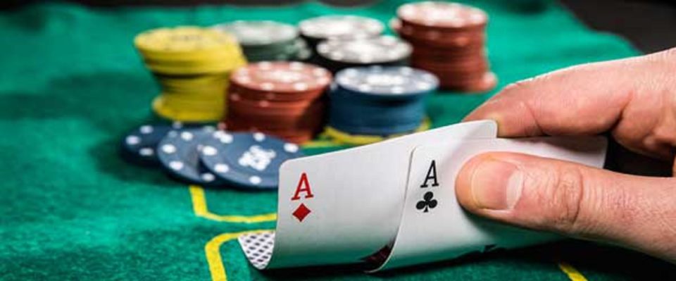 Poker Tournament Strategy and betting size to Play like a Pro