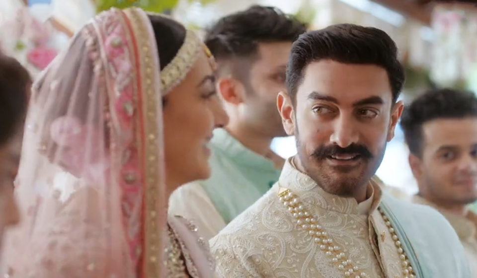 Aamir Khan's New Ad Creates ‘Anti-Hindu’ Controversy